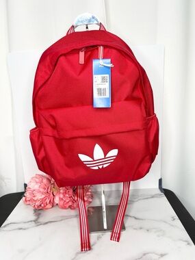 ❗️NWT❗️ADIDAS ORIGINALS TREFOIL CLASSIC BACKPACK RED